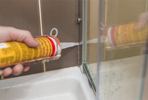 480x325-caulk.jpg?Revision=Xxj1&Timestamp=l7KxFx