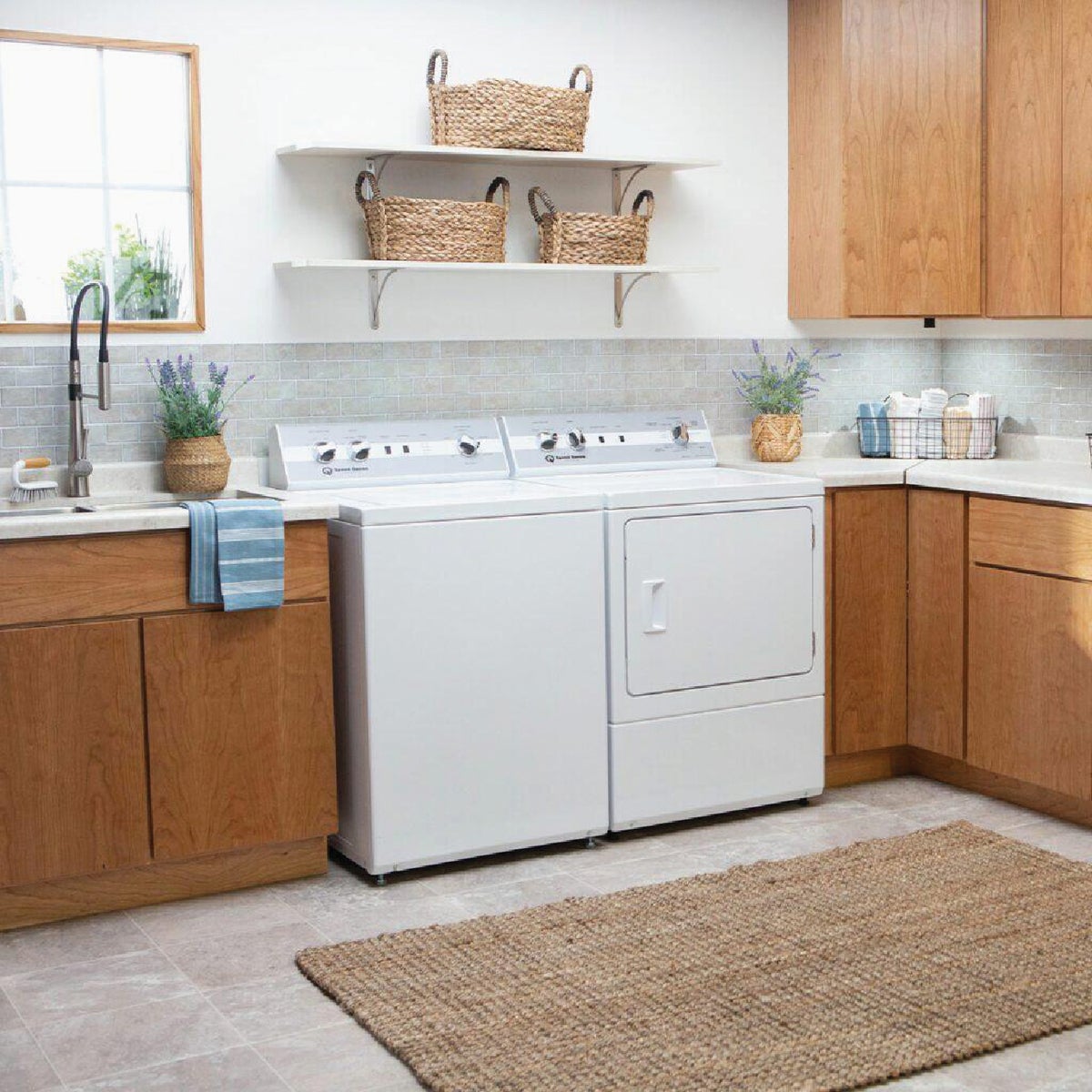 Speed Queen DC5003WG 7 Cu. Ft. Capacity Front Load Gas Dryer Image 5