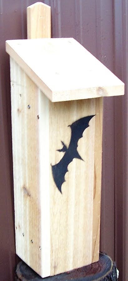 Stovall Products Cedar Bachelor Pad Bat House 8H