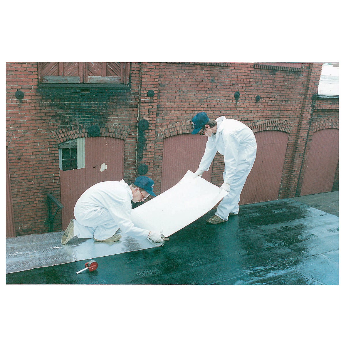 MFM Peel & Seal 36 In. X 33-1/2 Ft. Aluminum Roofing Membrane Image 2