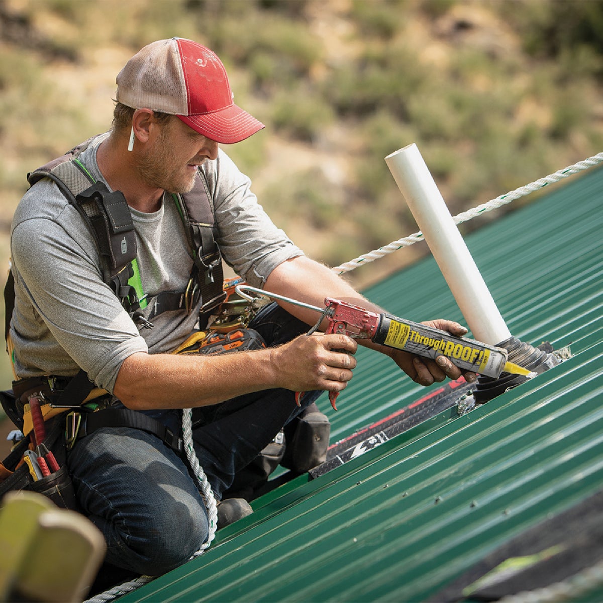 Through the Roof! 1 Qt. Clear Cement & Patching Sealant Image 2