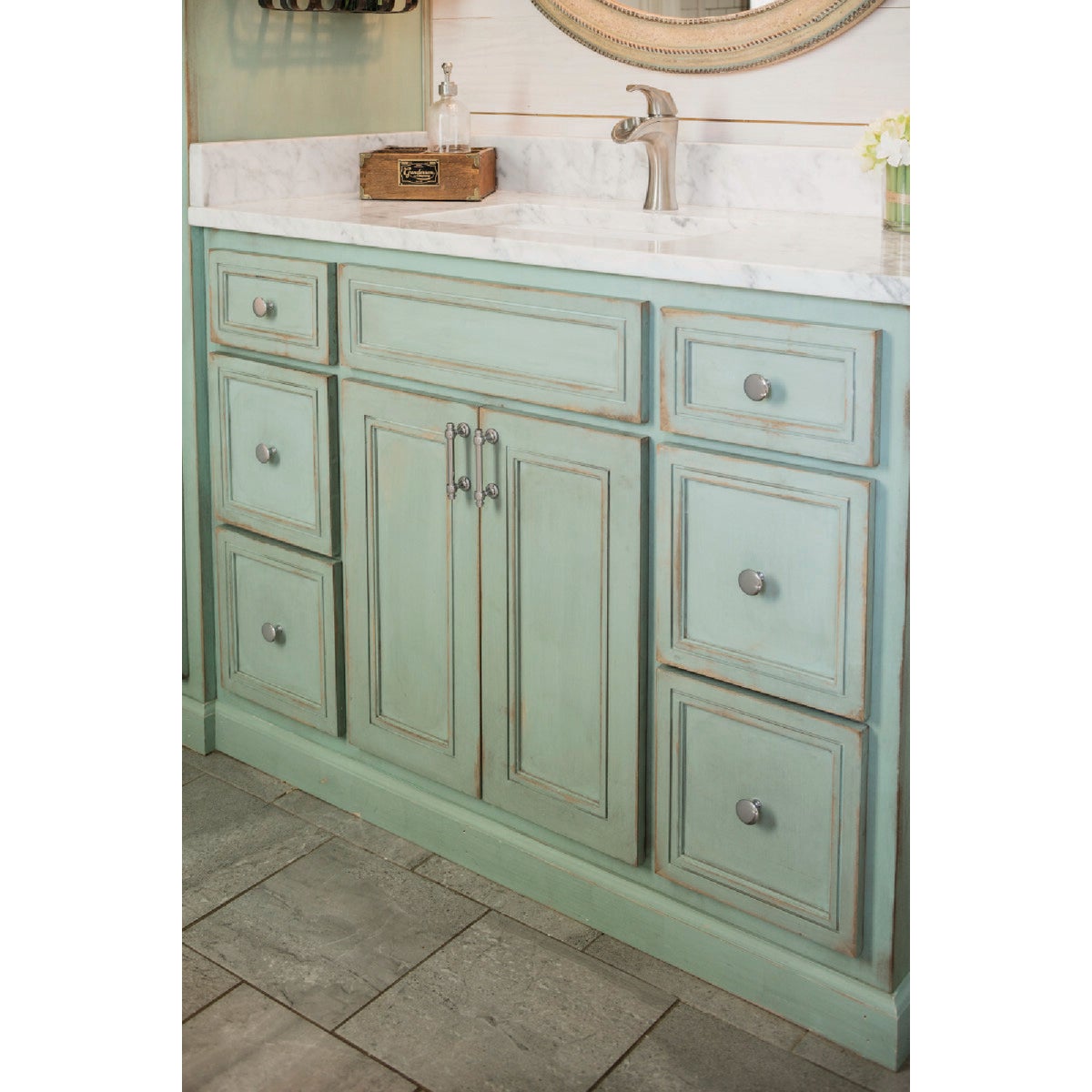 KasaWare 4" Overall Length Beveled Edge Satin Nickel Bar Pull (2-Pack) Image 2