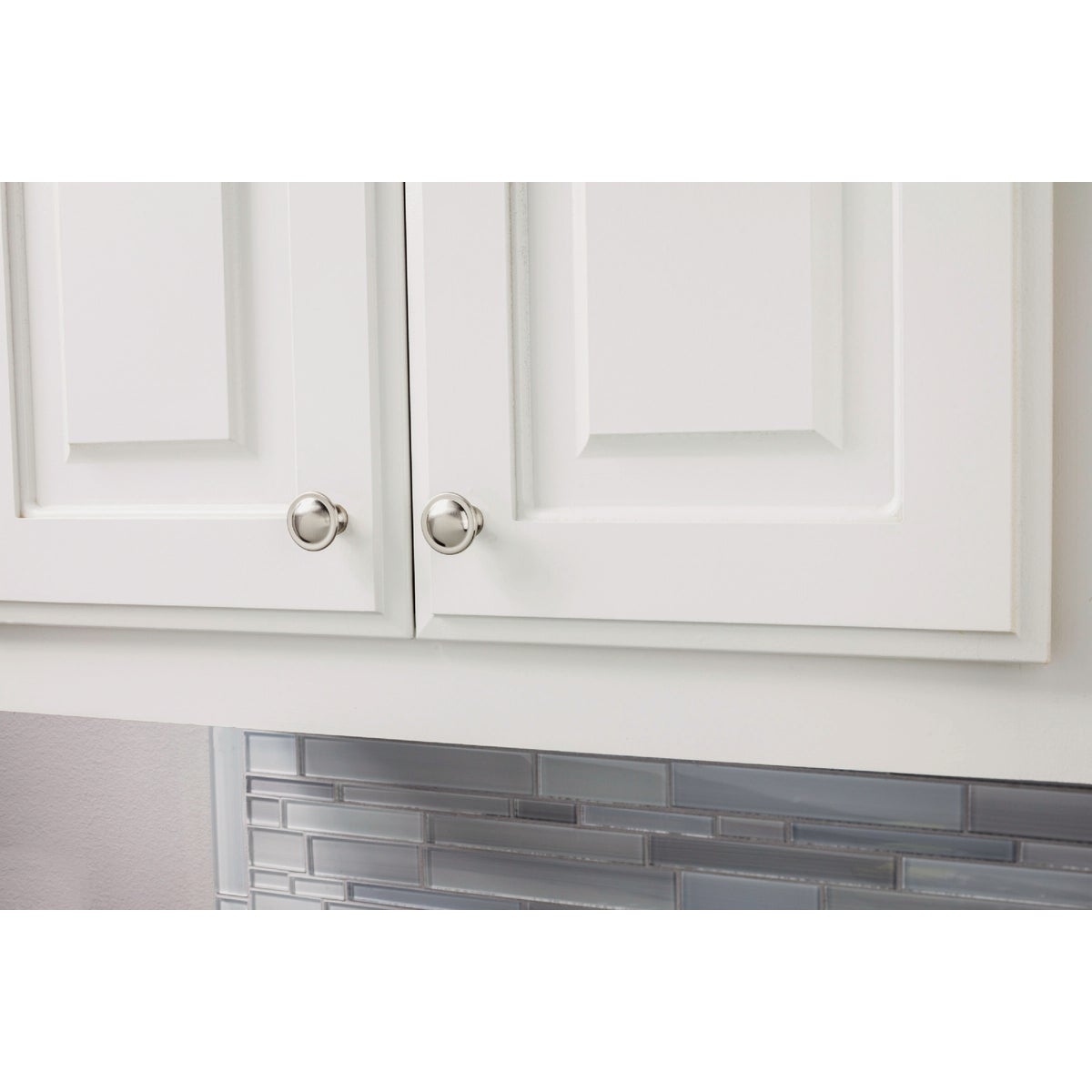 KasaWare 1-1/8 In. Diameter Satin Nickel Cabinet Knob (4-Pack) Image 2