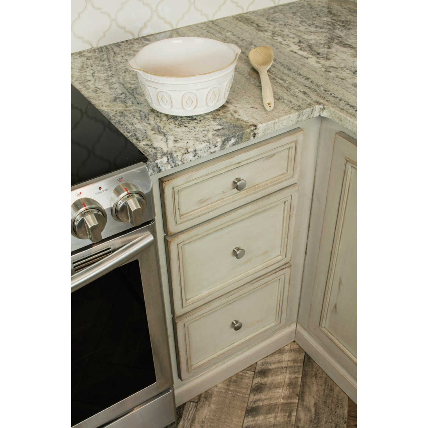 KasaWare 1-3/16 In. Dia. Satin Nickel Cabinet Knob (10-Pack) Image 2