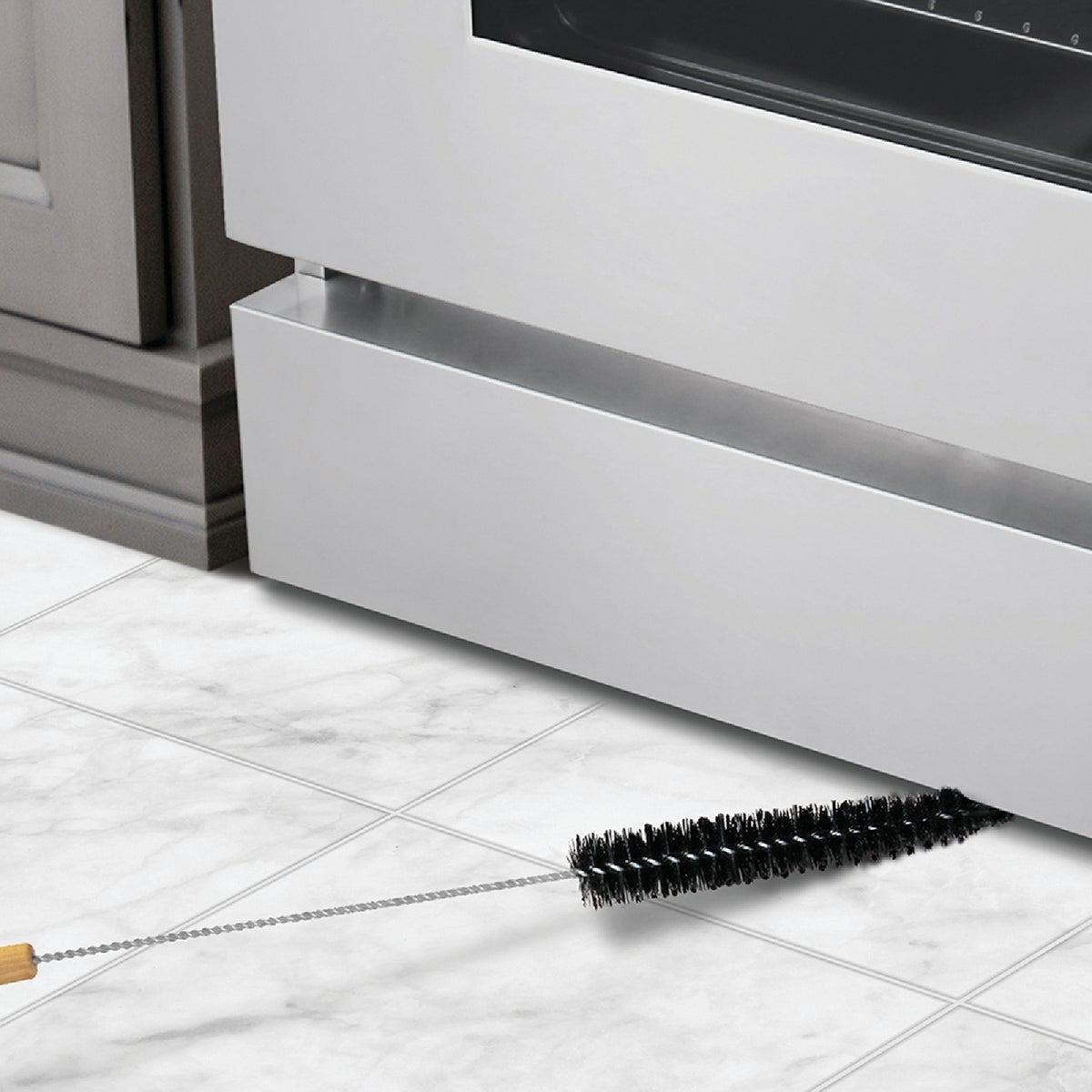 ProClean 28 In. Appliance Coil Brush Image 2
