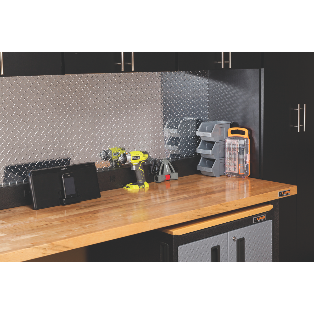 M-D Building Products 1 Ft. x 2 Ft. x .020 In. Diamond Tread Metal Sheet Stock Image 3