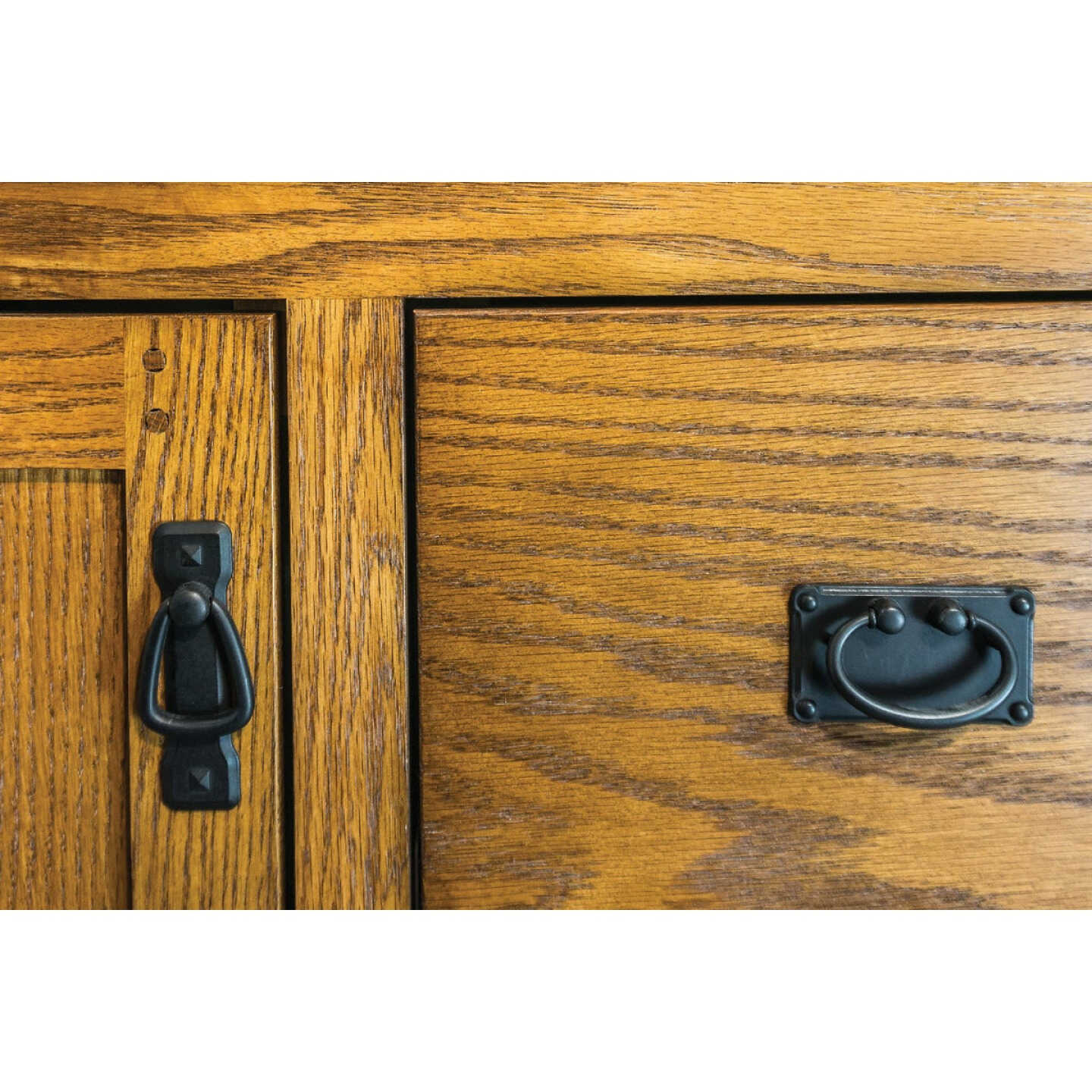 CraftMark Craftsmen Estate Oak 30 In. W x 34 In. H x 21 In. D Vanity Base without Top, 1 Door/2 Drawer Image 7