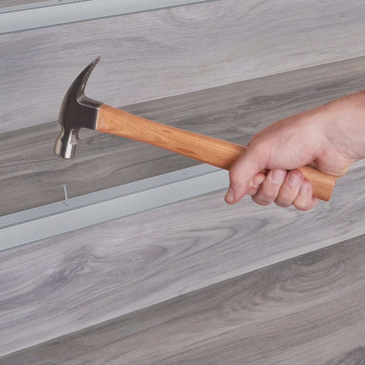 M-D Building Products 1-1/8 In. X 1-1/8 In. X 72 In. Silver Aluminum Stair Edging w/ Screw Nails Image 5