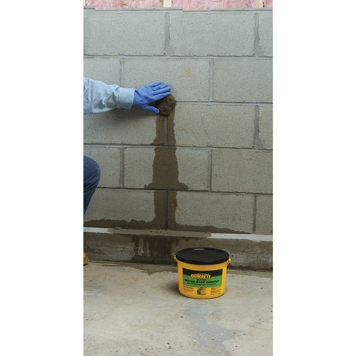 Quikrete 10 Lb. Pail Hydraulic Water Stop Cement Image 2