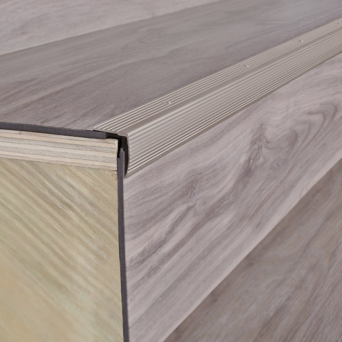 M-D Building Products 1-1/8 In. X 1-1/8 In. X 36 In. Pewter Aluminum Stair Edging w/ Screw Nails Image 3