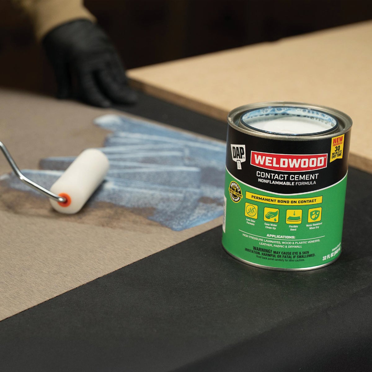 DAP Weldwood Qt. Nonflammable Contact Cement Image 7