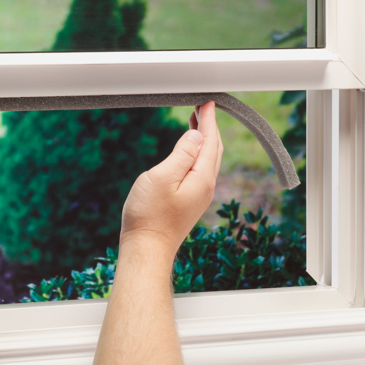 M-D Building Products 1/2" W x 3/8" T x 17' L Gray Economy Foam Window Seal for Large Gaps Image 3