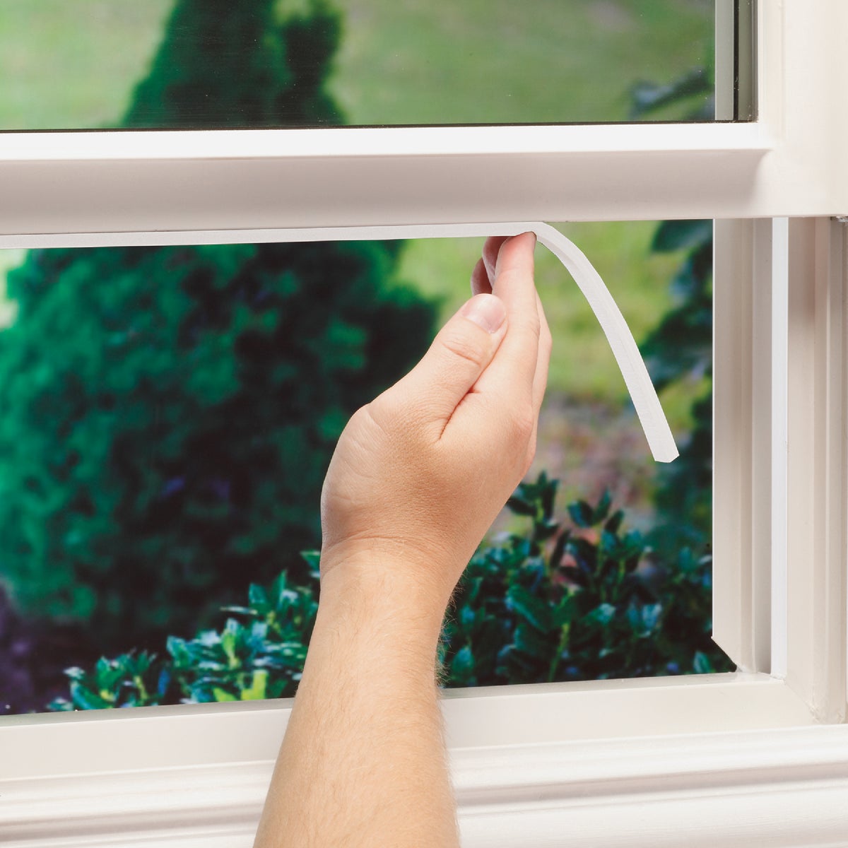 M-D Building Products 3/8 In. W x 3/16 In. H x 17 Ft. L White Foam Window Seal for Small Gaps Image 3