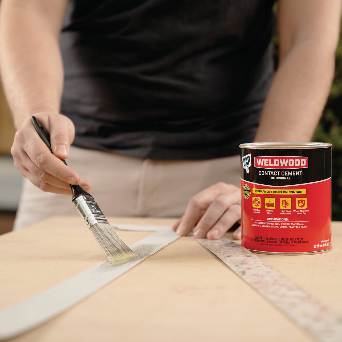 DAP Weldwood 3 Oz. Liquid Contact Cement Image 6