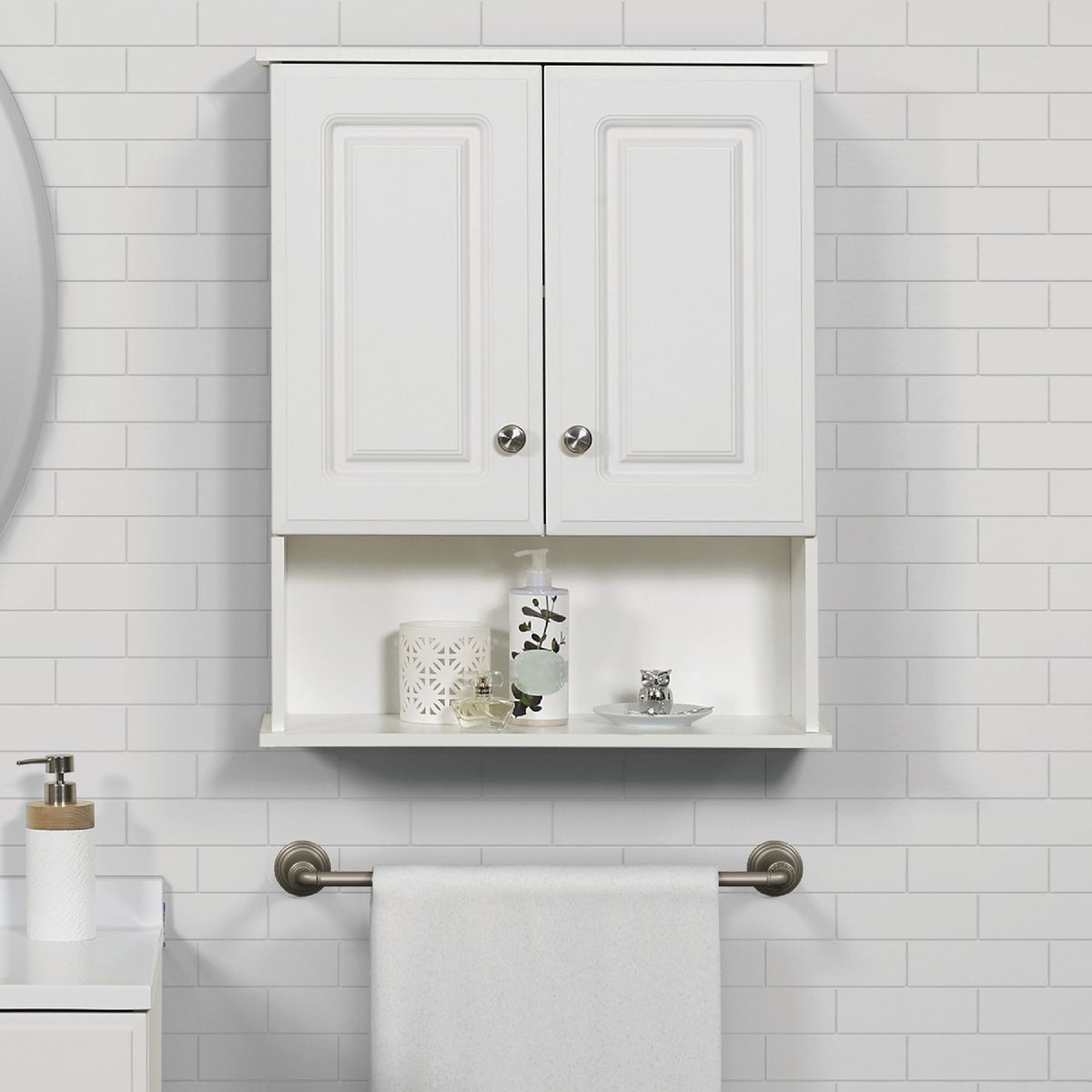 Zenith Zenna Home White 23 In. W x 8-1/4 In. D x 28 In. H Wall Bath Cabinet Image 2