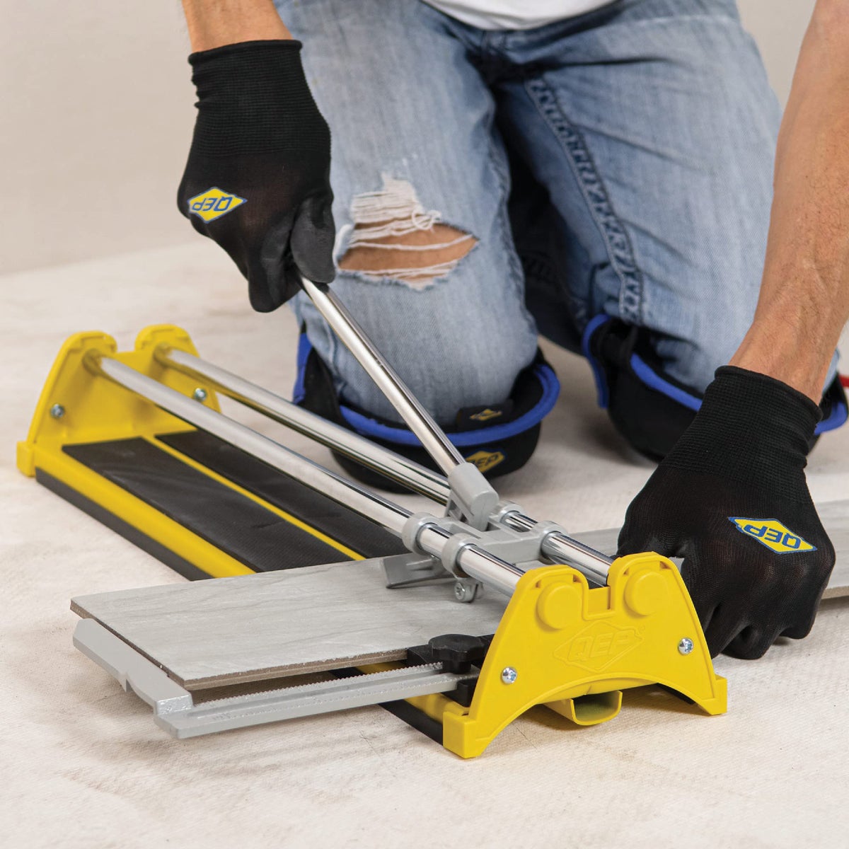 QEP 20 In. Tile Cutter Image 2