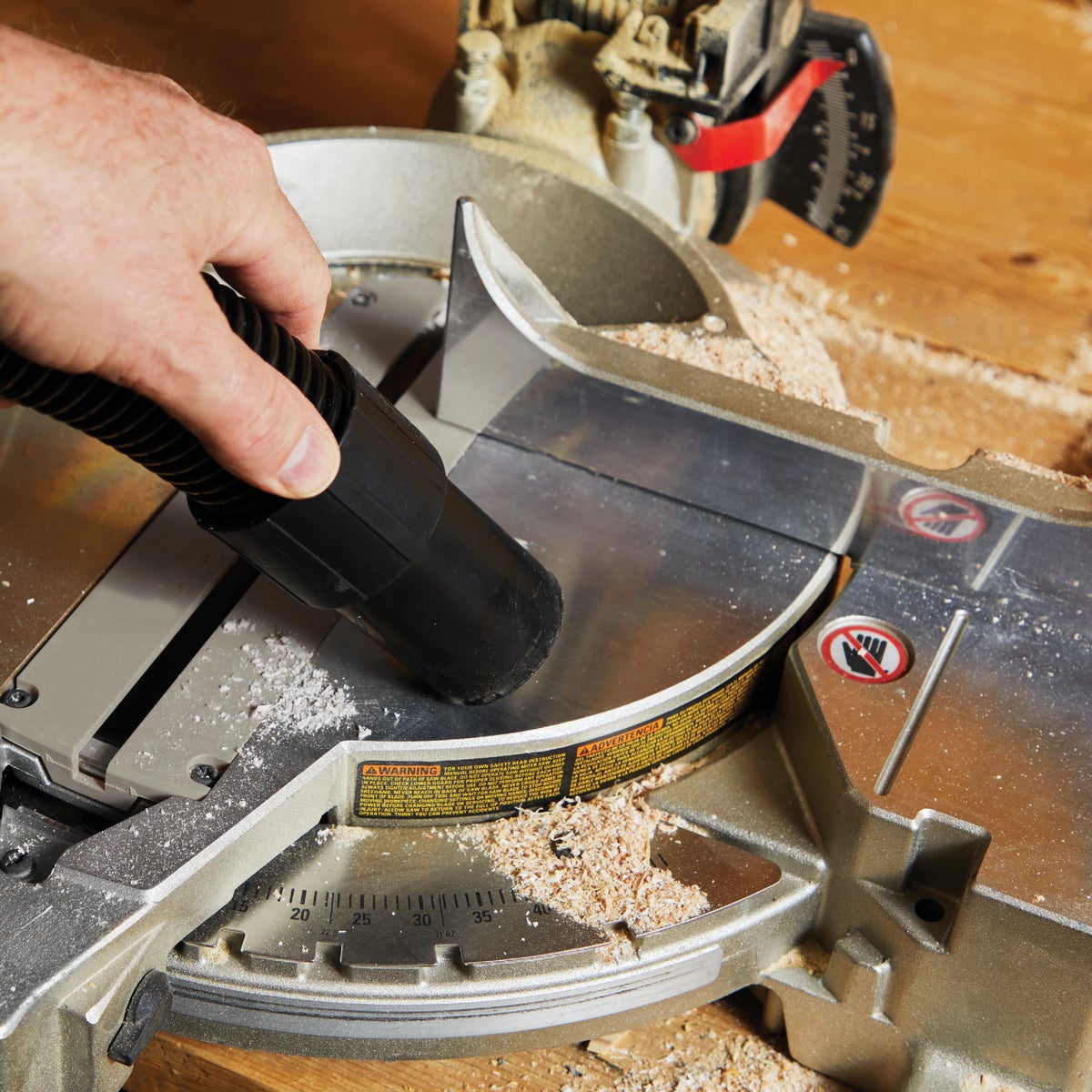 Channellock 2.5 Gal. 2.0-Peak HP Wet/Dry Vacuum Image 5