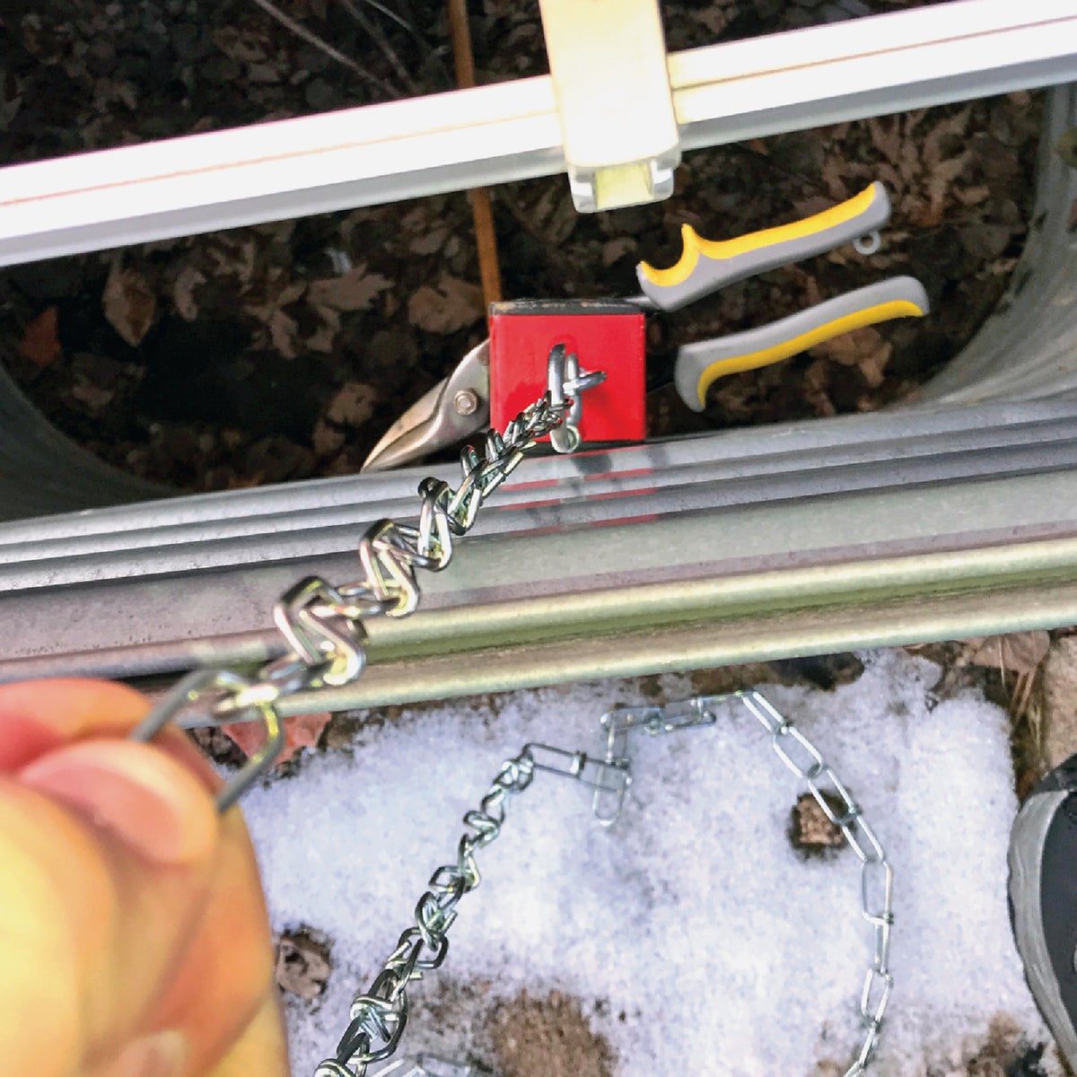 Master Magnetics 100 Lb. Holding, Retrieving and Lifting Magnet Image 2