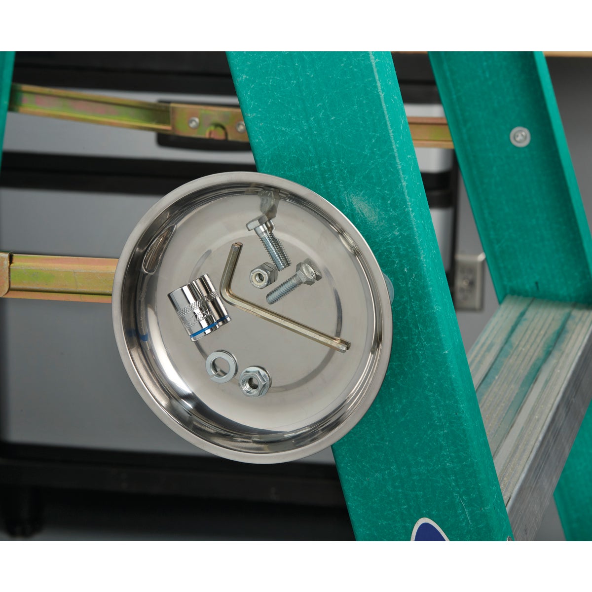 Channellock 6 In. Stainless Steel Magnetic Parts Tray Image 3