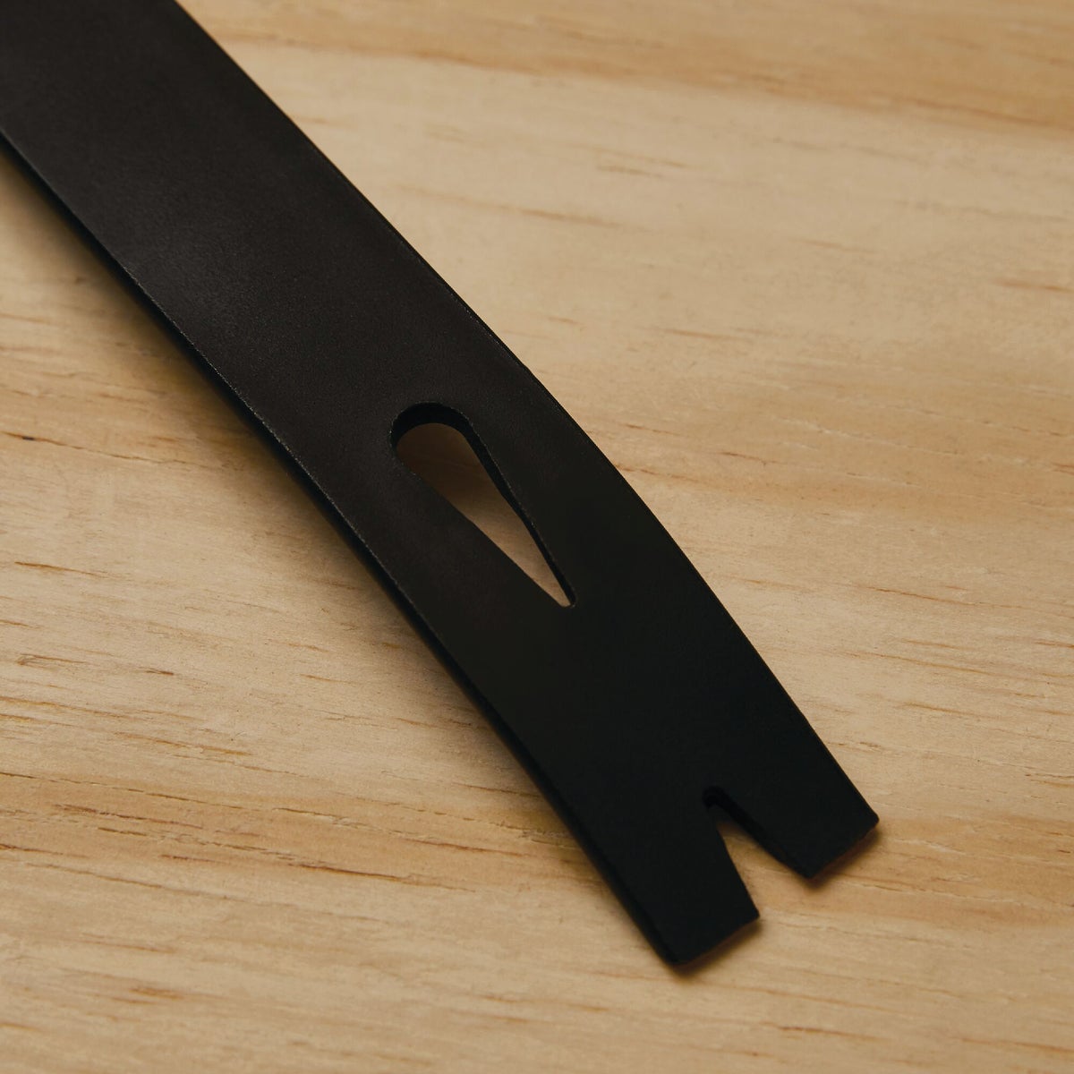 Stanley Wonder Bar II 7 In. L Pry Bar Image 3