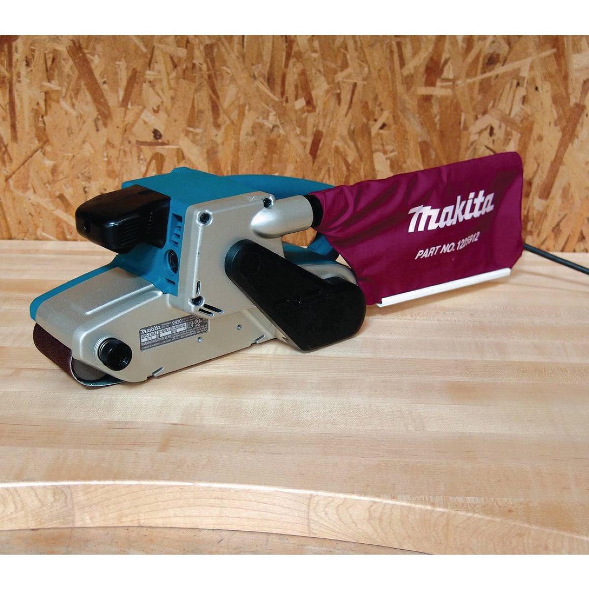 Makita 3 In. x 24 In. Belt Sander Image 3