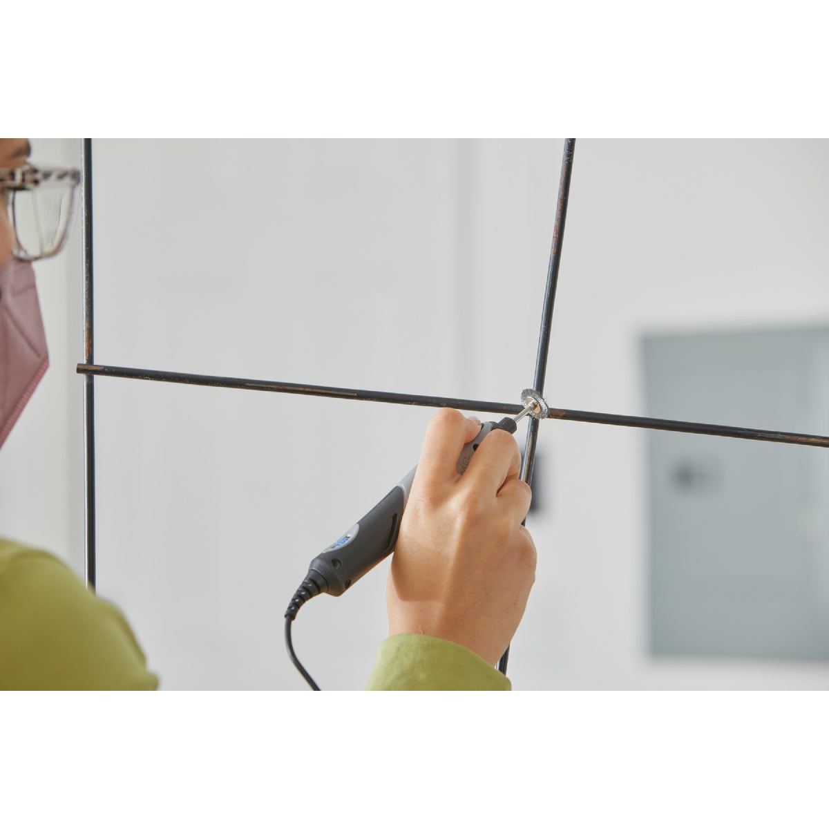 Dremel 3/4 In. Carbon Steel Wire Cleaning Brush (2-Pack) Image 3