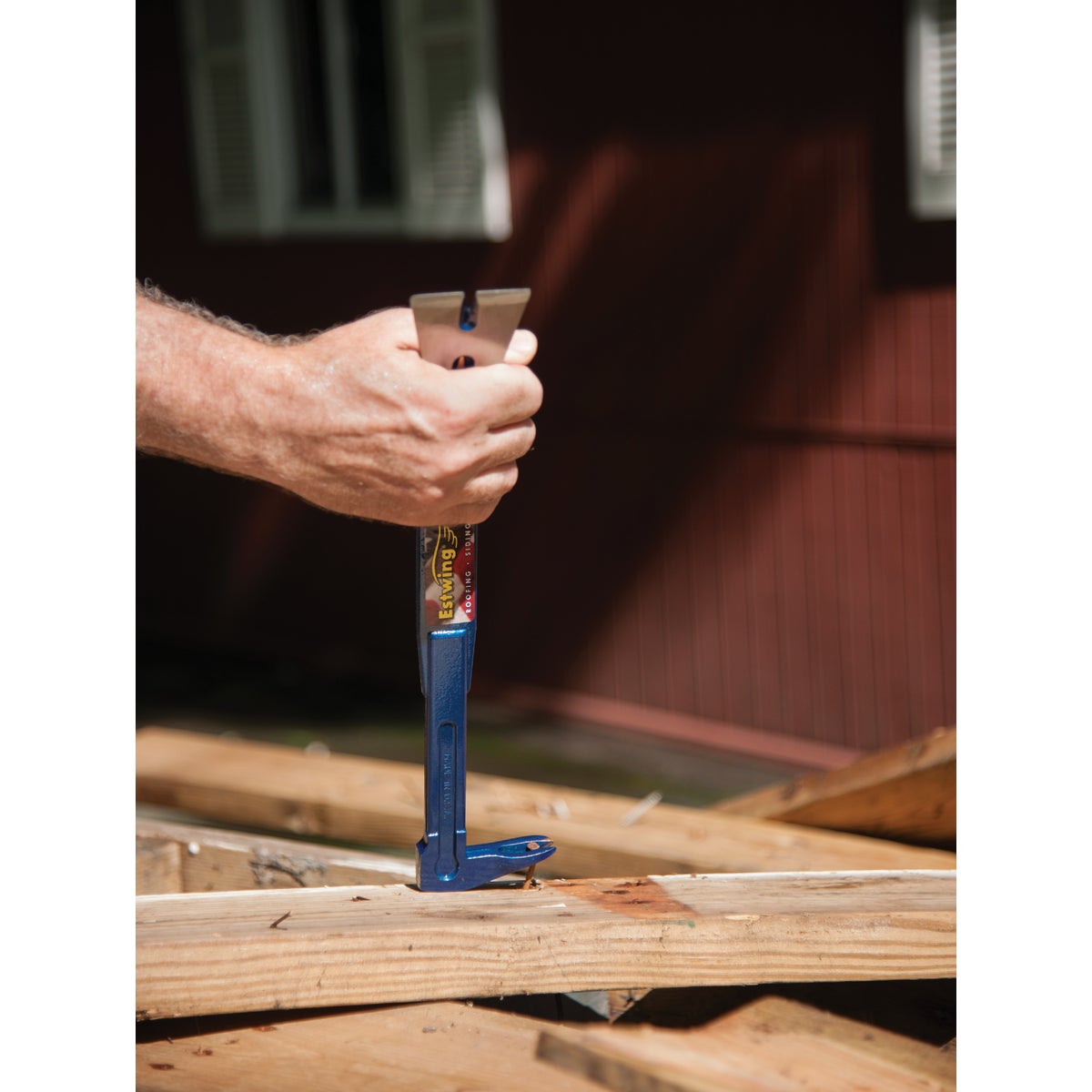 Estwing Pro-Claw 16-3/4 In. L Pry Bar Image 2