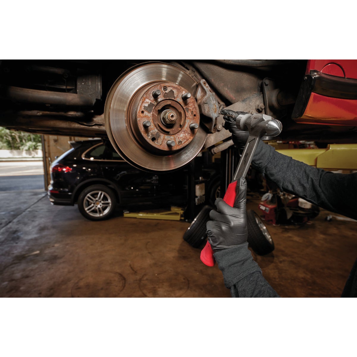 Milwaukee 24 Oz. Steel Ball Peen Hammer Image 6