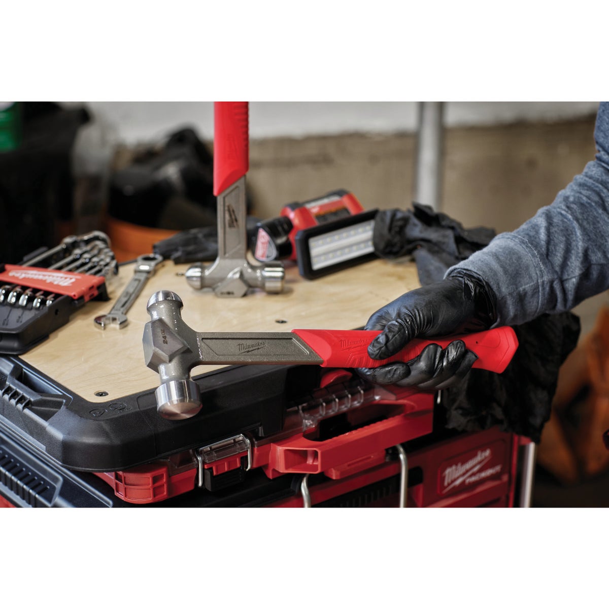 Milwaukee 24 Oz. Steel Ball Peen Hammer Image 4