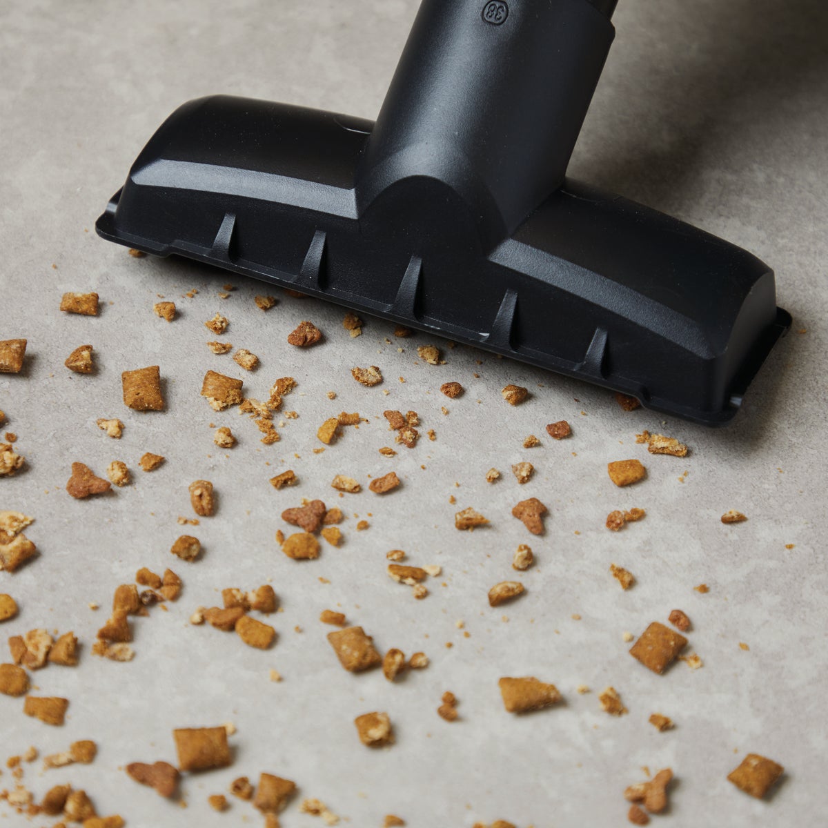 Channellock 5 Gal. 5.0-Peak HP Wall Mount Wet/Dry Vacuum Image 10