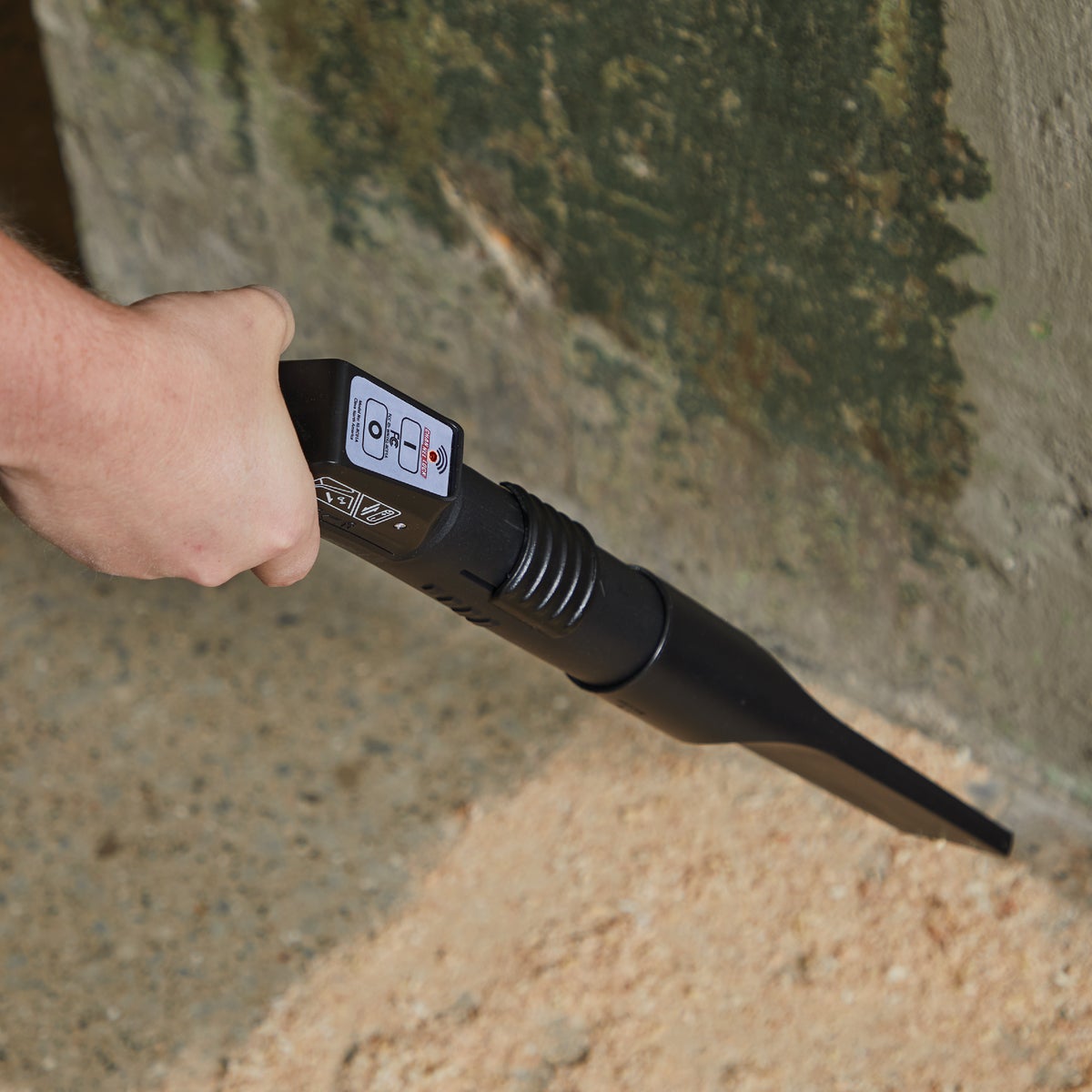 Channellock 5 Gal. 5.0-Peak HP Wall Mount Wet/Dry Vacuum Image 2