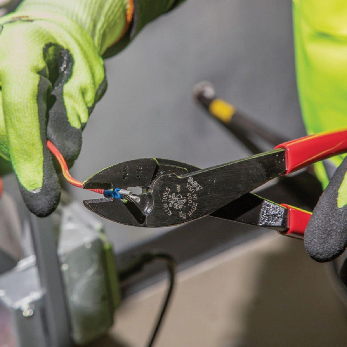 Klein 9-3/4 In. Steel Crimping Tool Image 3