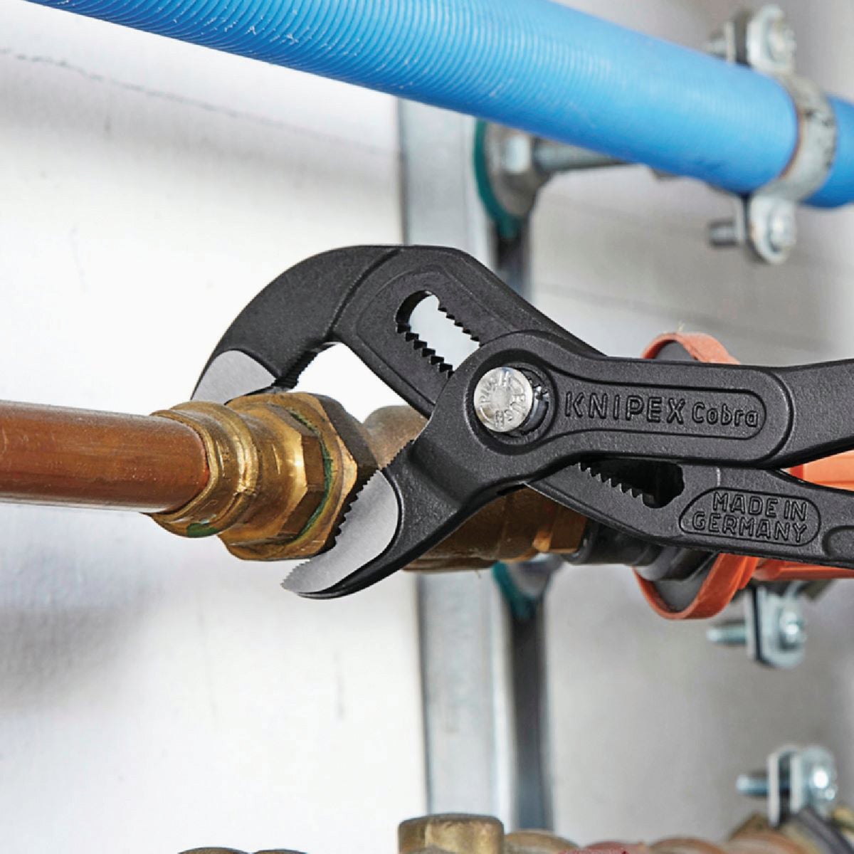 Knipex Cobra 10 In. Water Pump Groove Joint Pliers Image 3