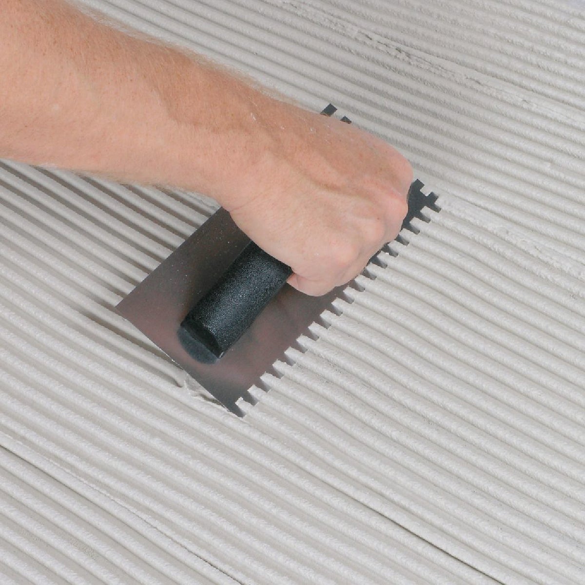 QEP 1/4 In. Square-Notch Trowel Image 3