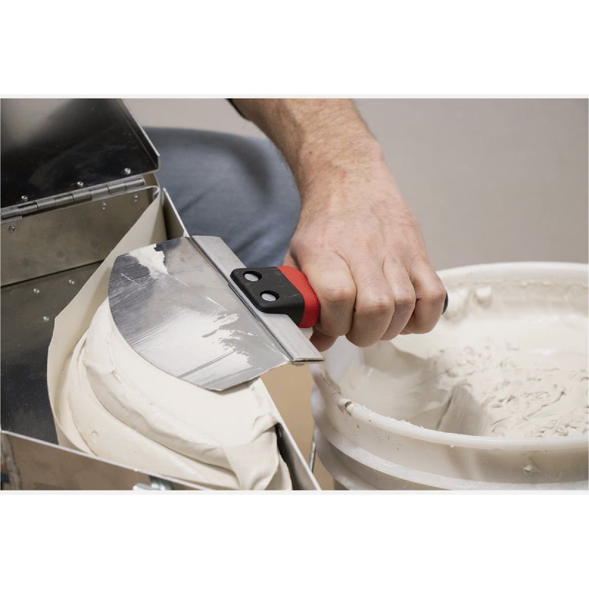 Marshalltown Wal-Board Tools Stainless Steel Bucket Scoop with Tuff-Grip Handle Image 3