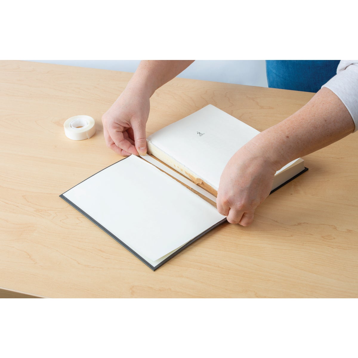 Gorilla 5/8 In. x 20 Ft. Super Glue Tape Image 3