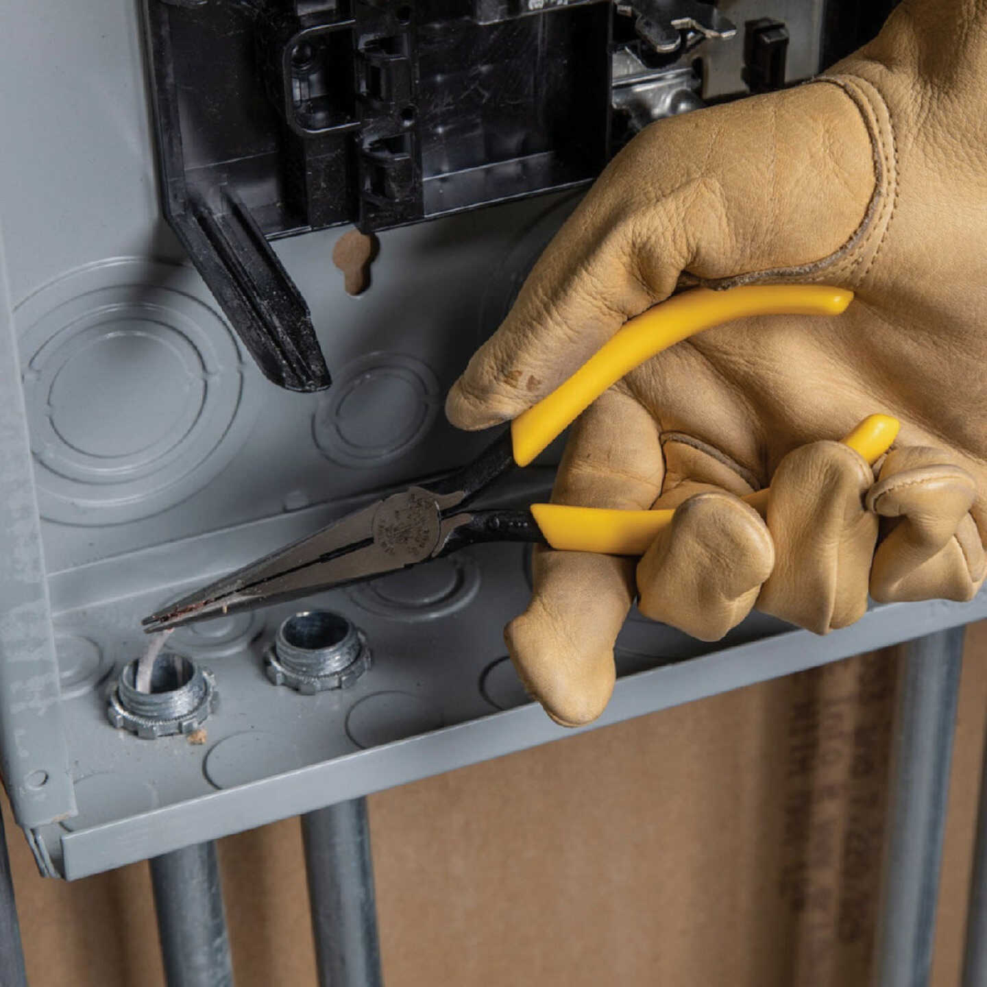 Klein 7 In. Standard Long Nose Pliers Image 4