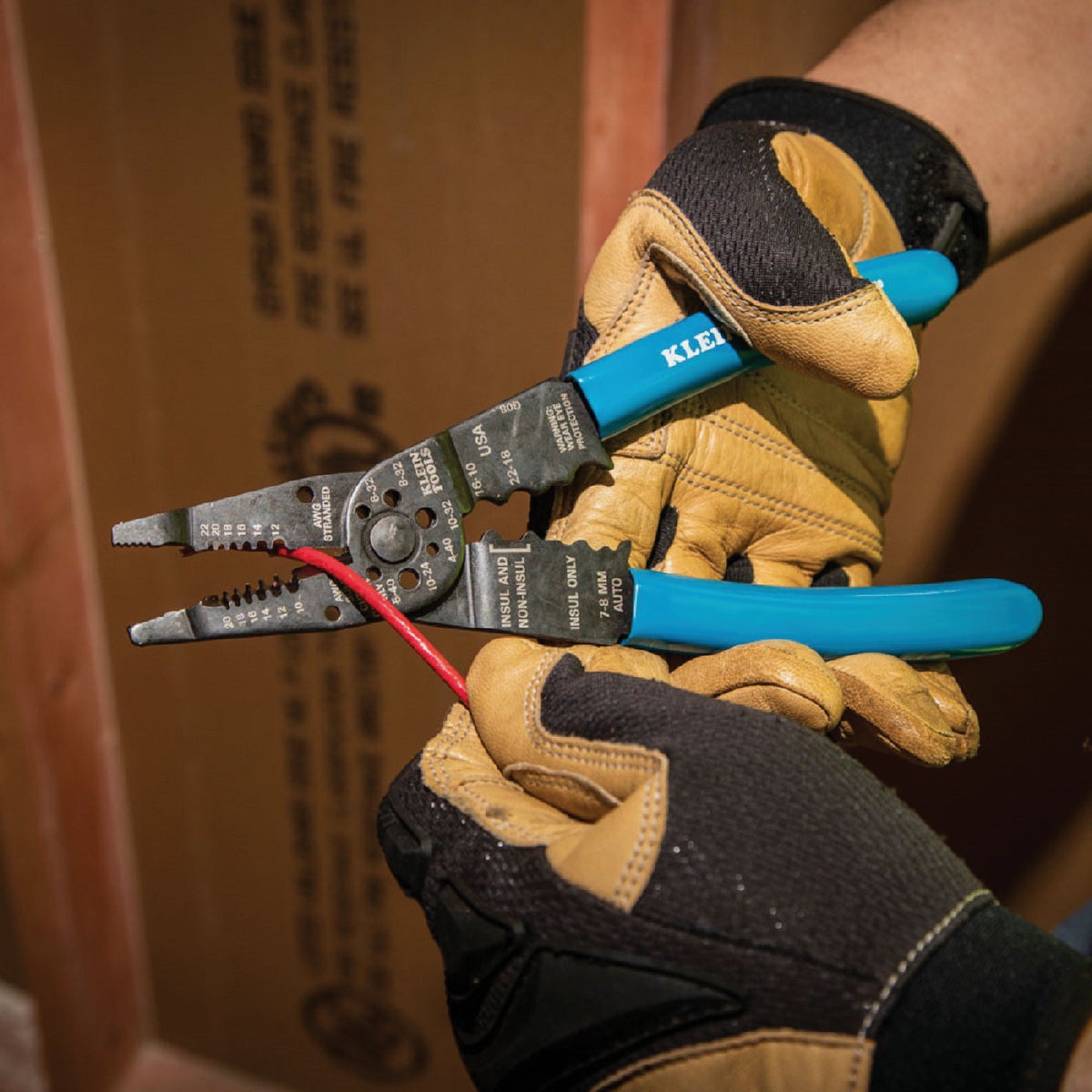 Klein 8-1/4 In. Long Nose All-Purpose Crimper & Stripper Image 4