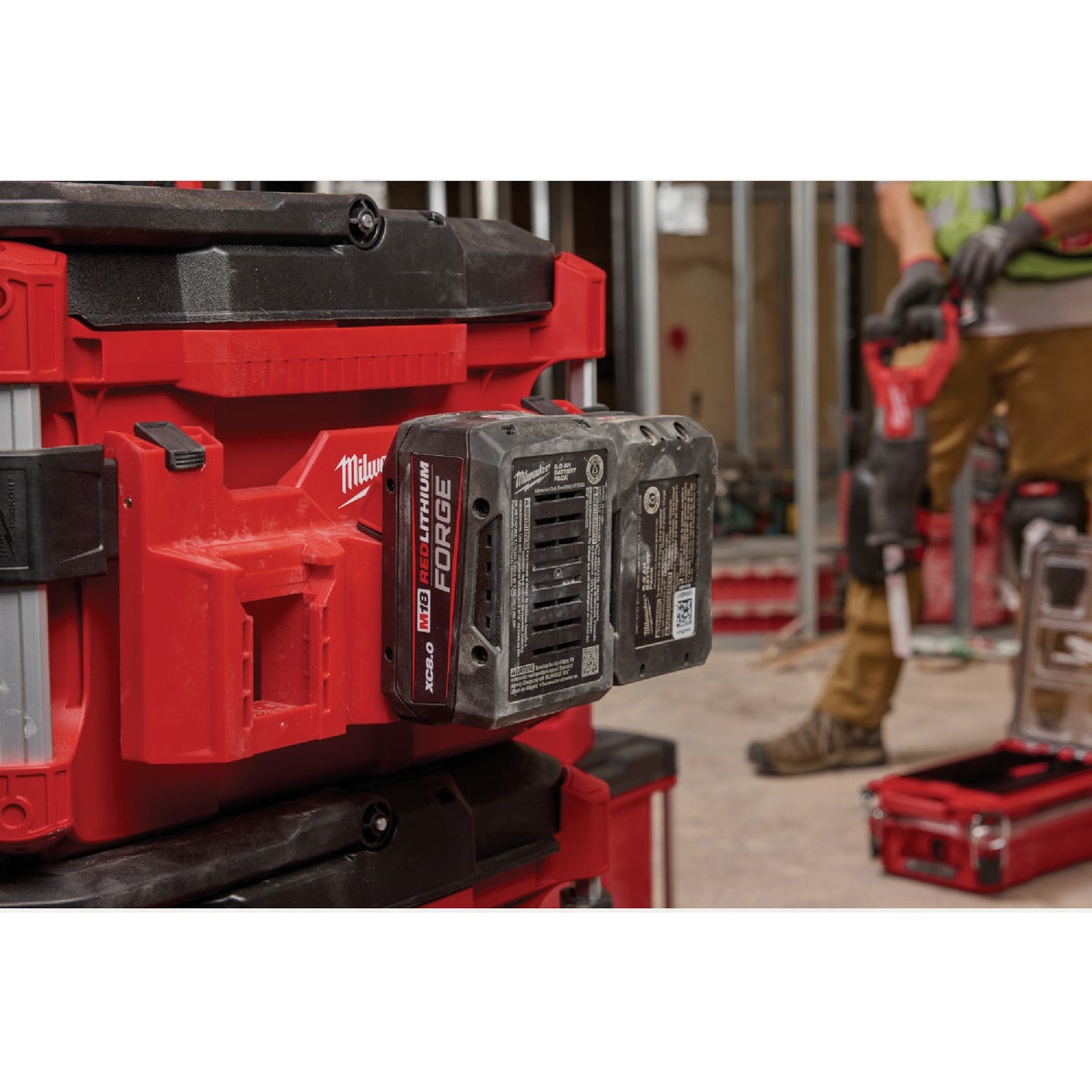 Milwaukee PACKOUT Tool Box M18 Battery Rack Attachment Image 5