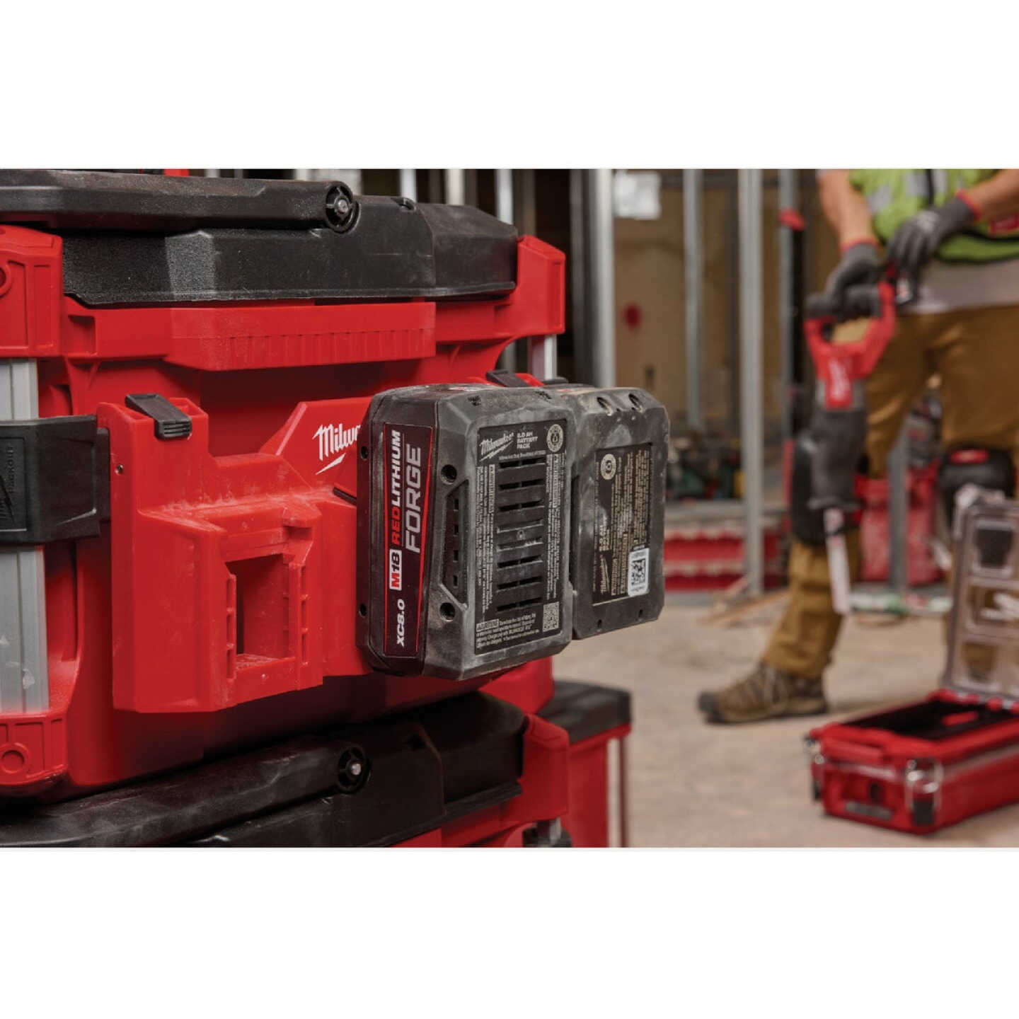 Milwaukee PACKOUT Tool Box M18 Battery Rack Attachment Image 5