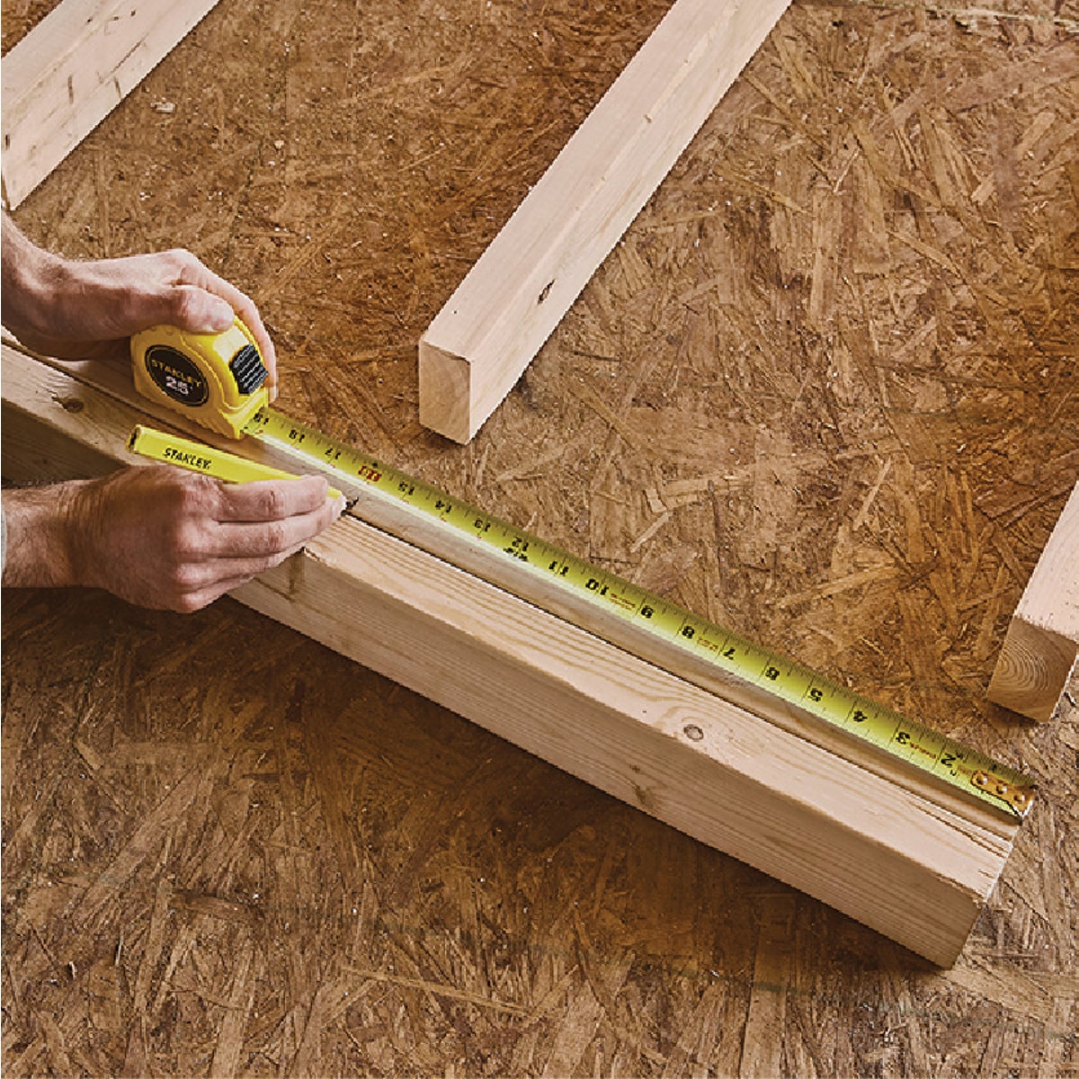 Stanley 25 Ft. Fractional Tape Measure Image 4