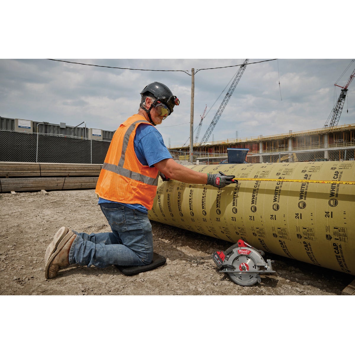 Milwaukee Kneeling Pad Image 5