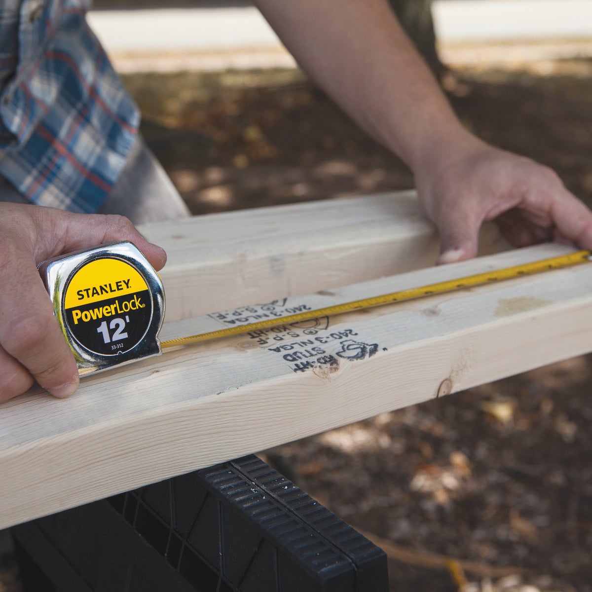 Stanley PowerLock 12 Ft. x 3/4 In. Tape Measure Image 3