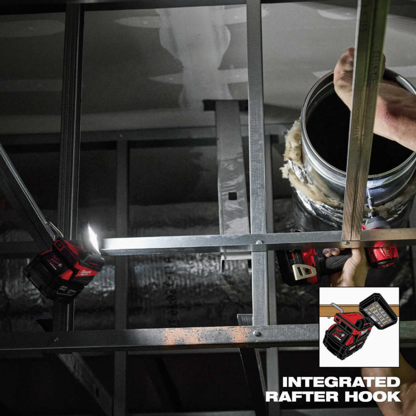 Milwaukee ROVER M18 Compact Folding USB Flood Light (Tool Only) Image 4