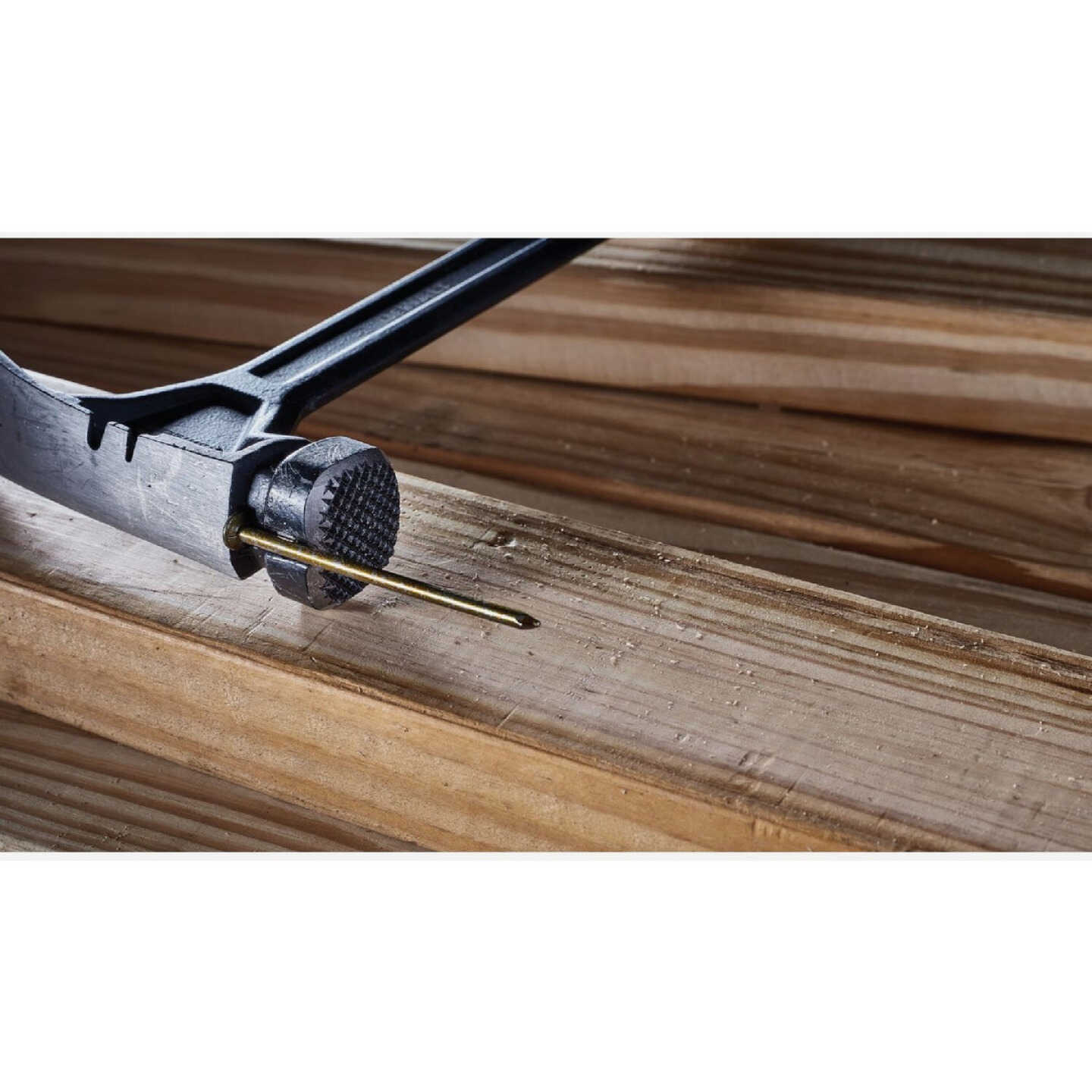 DEWALT 22 Oz. Milled Face Framing Hammer with Steel Handle Image 3
