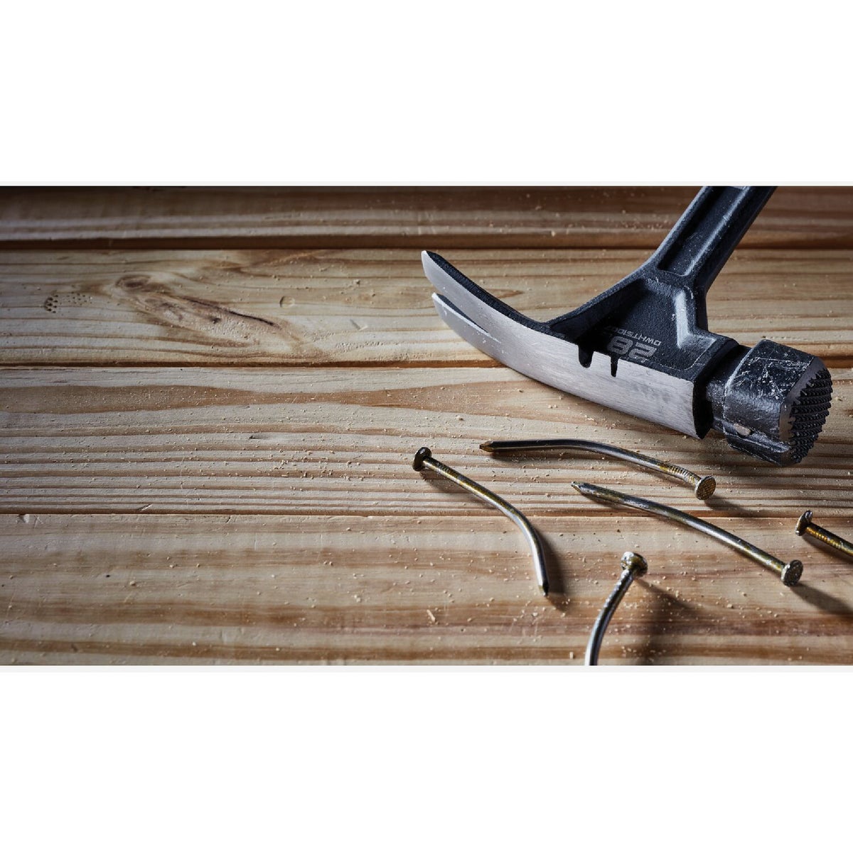 DEWALT 28 Oz. Milled Face Framing Hammer with Steel Handle Image 3