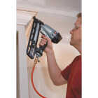 Porter Cable 15-Gauge 2-1/2 In. Angled Finish Nailer Kit Image 3