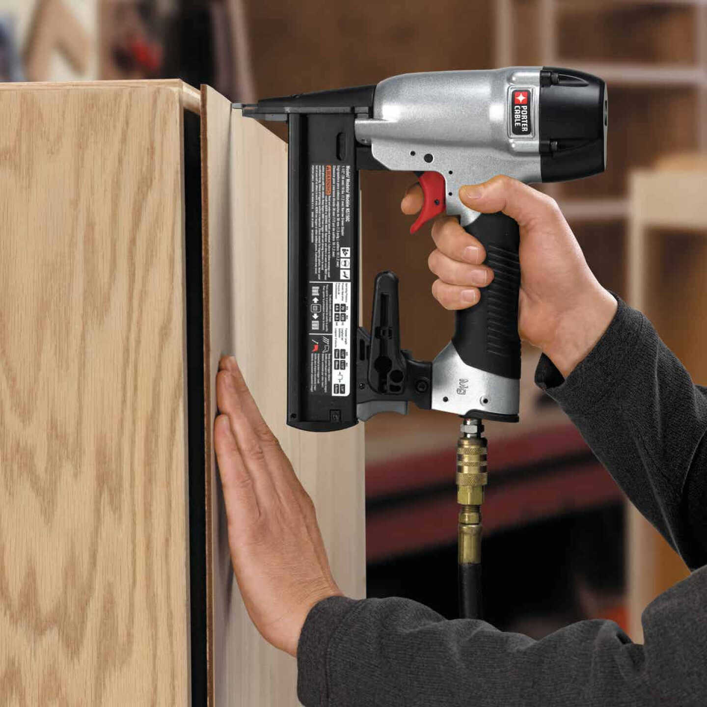 Porter Cable 18-Gauge 1/4-In. Crown 1-1/2 In. Finish Stapler Kit Image 2