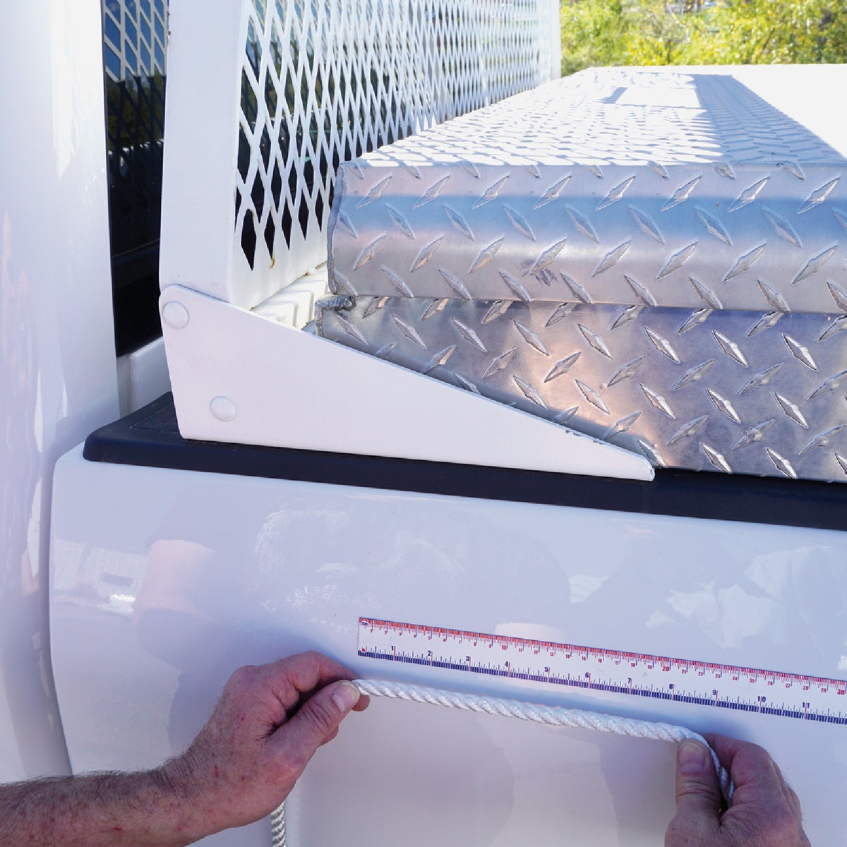 Master Magnetics 3 Ft. Flexible Measuring Tape Image 4