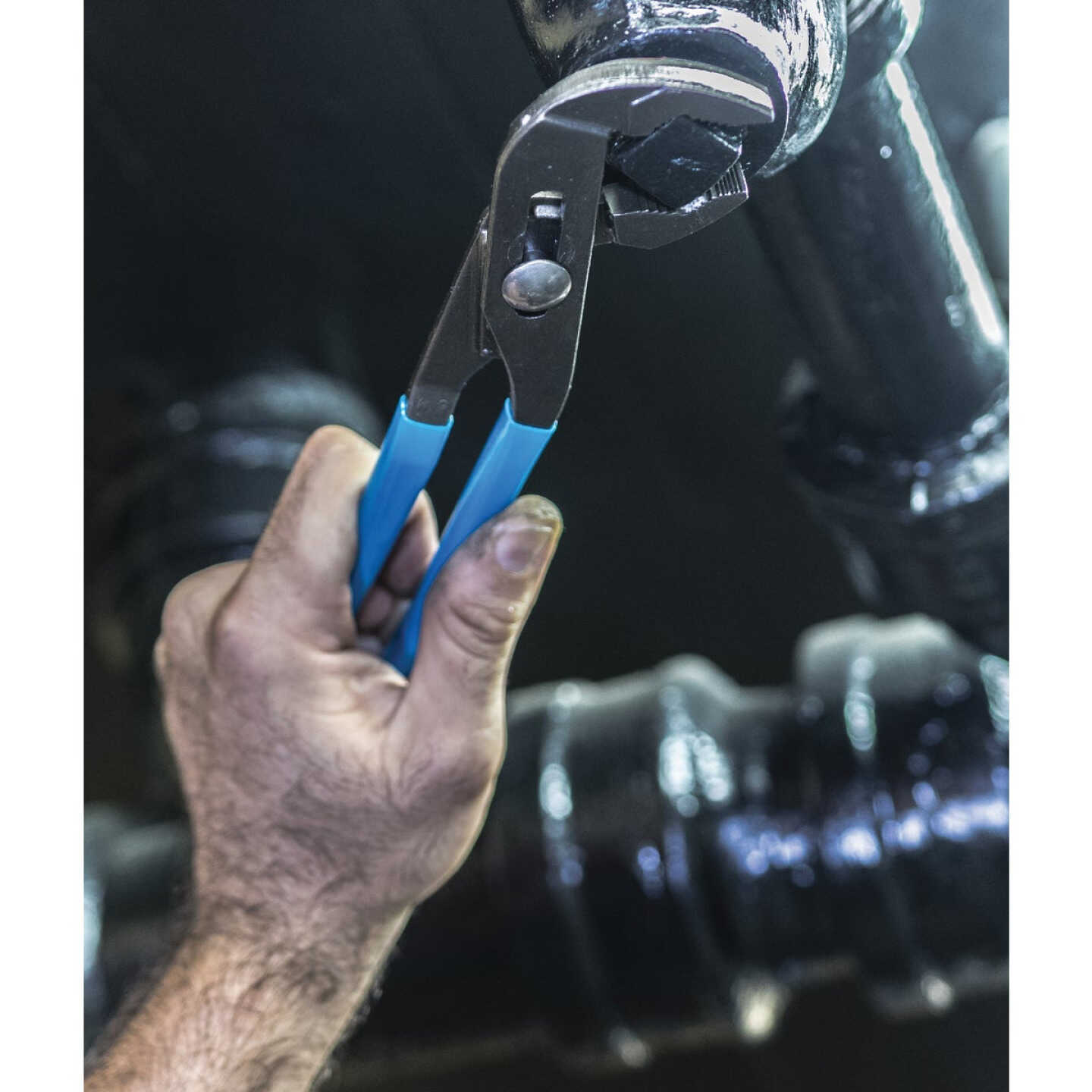 Channellock Griplock 9-1/2 In. V-Jaw Groove Joint Pliers Image 4